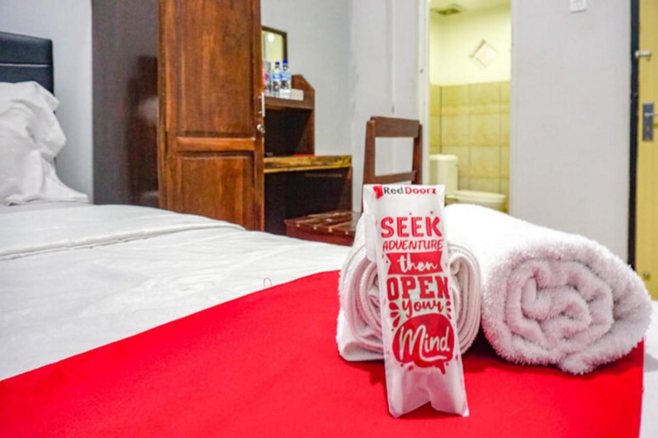 Reddoorz Near Penimbangan Beach Singaraja Экстерьер фото