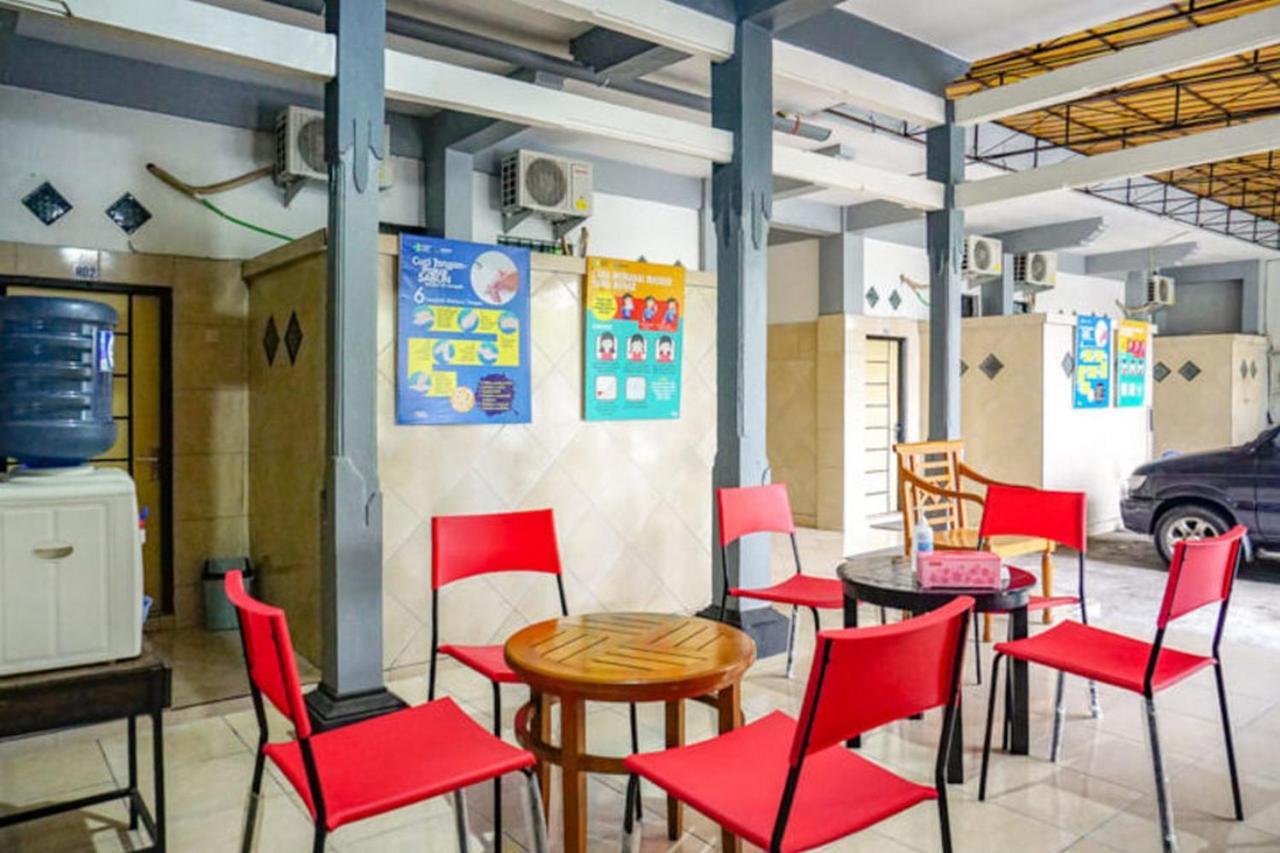 Reddoorz Near Penimbangan Beach Singaraja Экстерьер фото